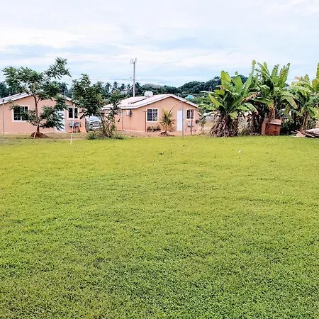 Cheerful Two-Bedroom 1Bath, Wifi, Air Conditioning.